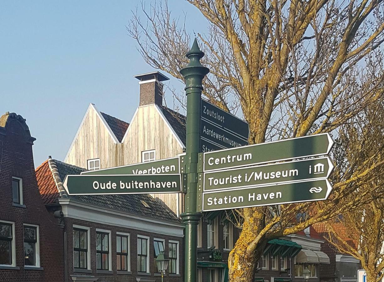 De Rozenbottel Tzummarum Exterior foto
